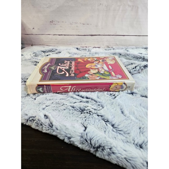 Walt Disney Masterpiece Collection Alice in Wonderland VHS Tape - Picture 3 of 4